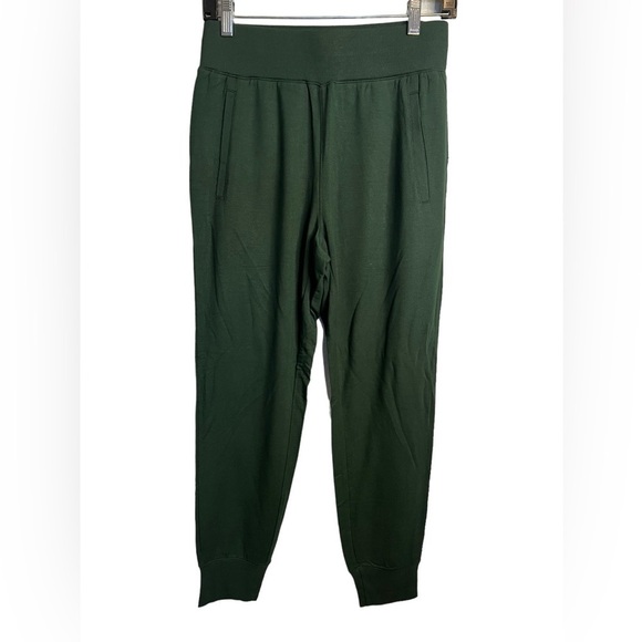 NWT Univeral Standard Forest Green Bridget Jogger 2XS - Picture 1 of 4